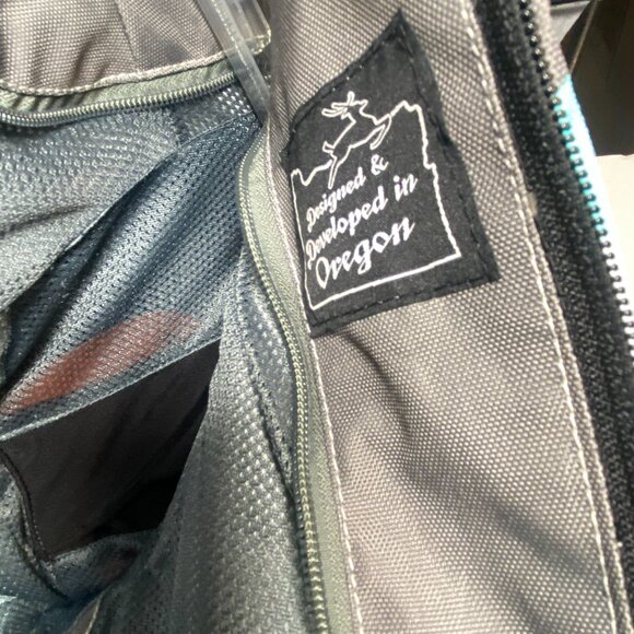 ICON Women's Overlord Gray Turquoise Motorcycle Riding Jacket and Gloves Size M - Picture 3 of 9